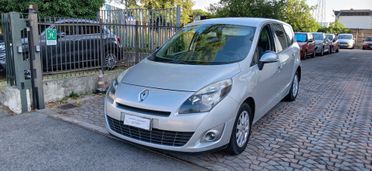Renault Scenic 7 Posti 1.5 dci neopatentati
