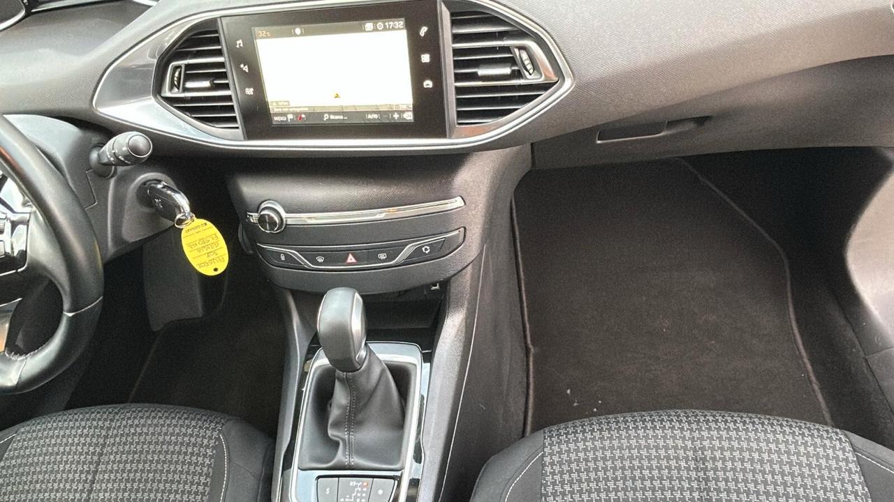 Peugeot 308 BlueHDi 120 S&S SW Business