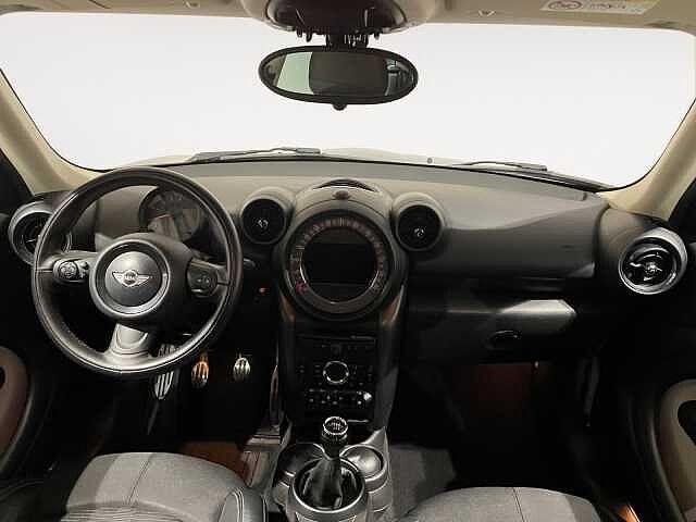 MINI Cooper SD Countryman 2.0D 143CV ALL 4X4 - NEOPATENTATI