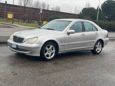 Mercedes-benz C 220 CDI cat Avantgarde 210.000km 2003