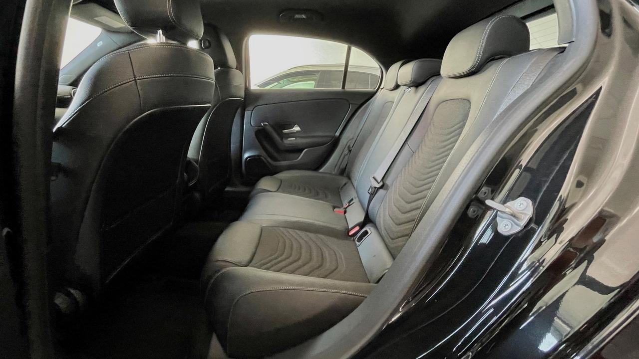 MERCEDES-BENZ CLASSE A180 2.0 PREMIUM 116 CV - FULL LED, VIRTUAL COCKPIT, NEOPATENTATI
