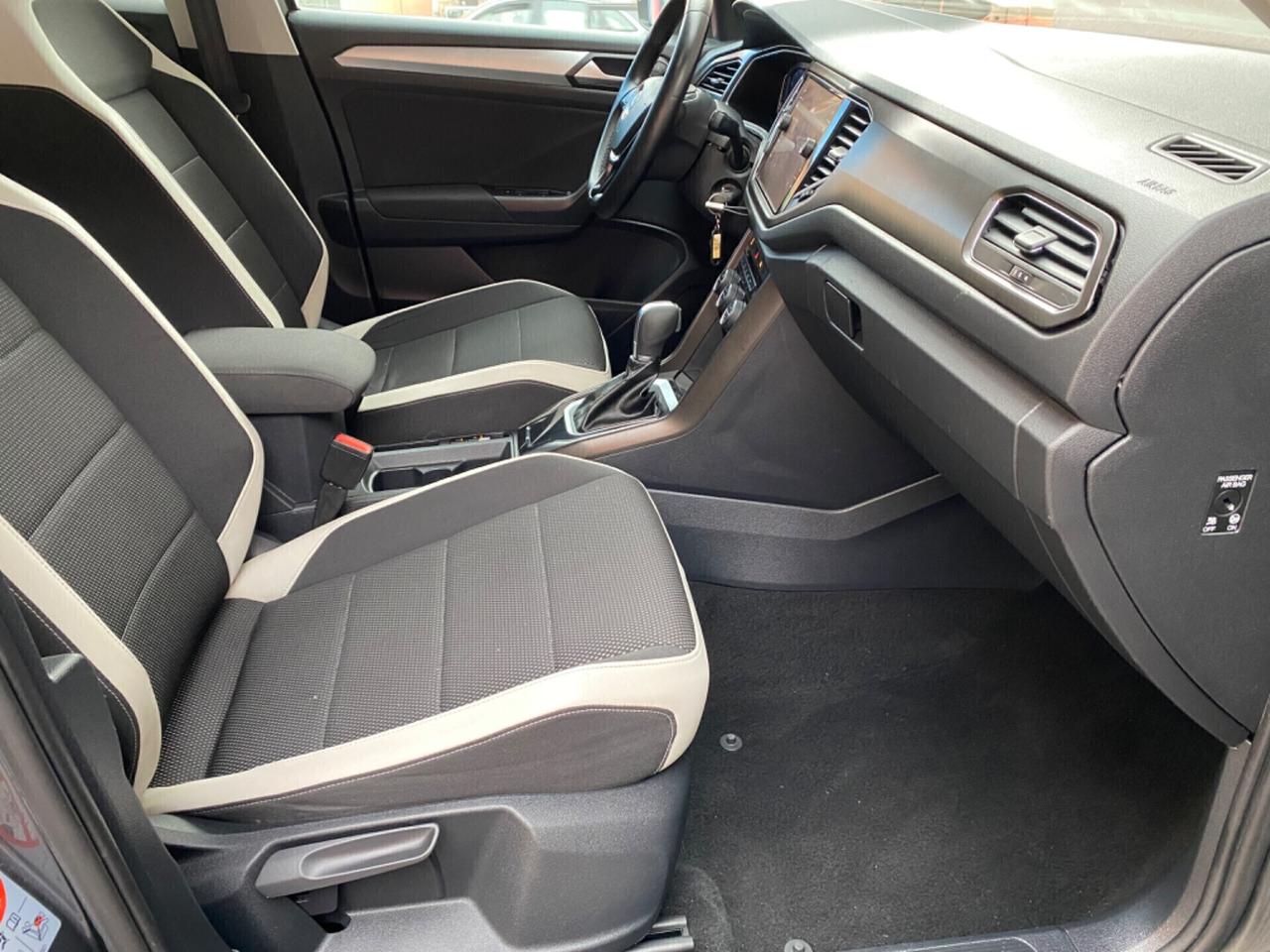 Volkswagen T-Roc 1.5 Benzina Automatica