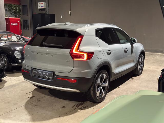 VOLVO XC40 B3 automatico