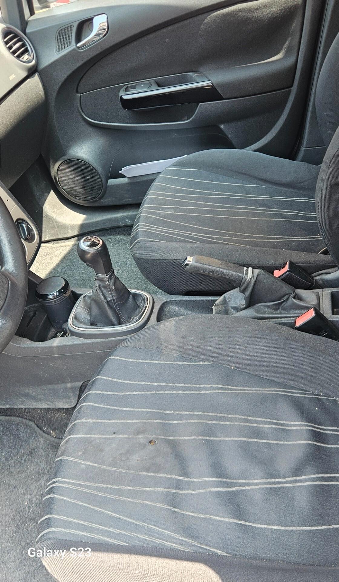 Opel Corsa 1.2 5 porte Easytronic Enjoy