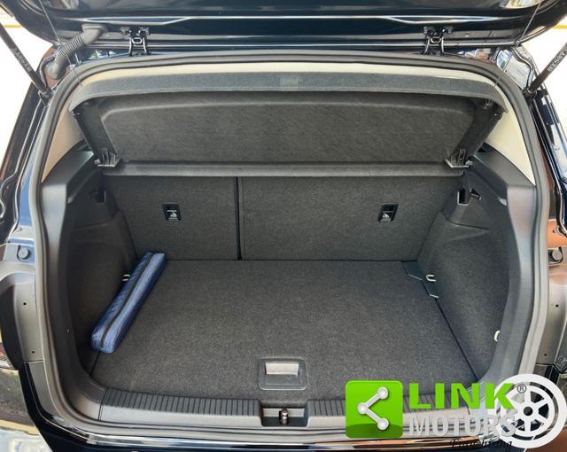 VOLKSWAGEN T-Cross 1.0 TSI Style