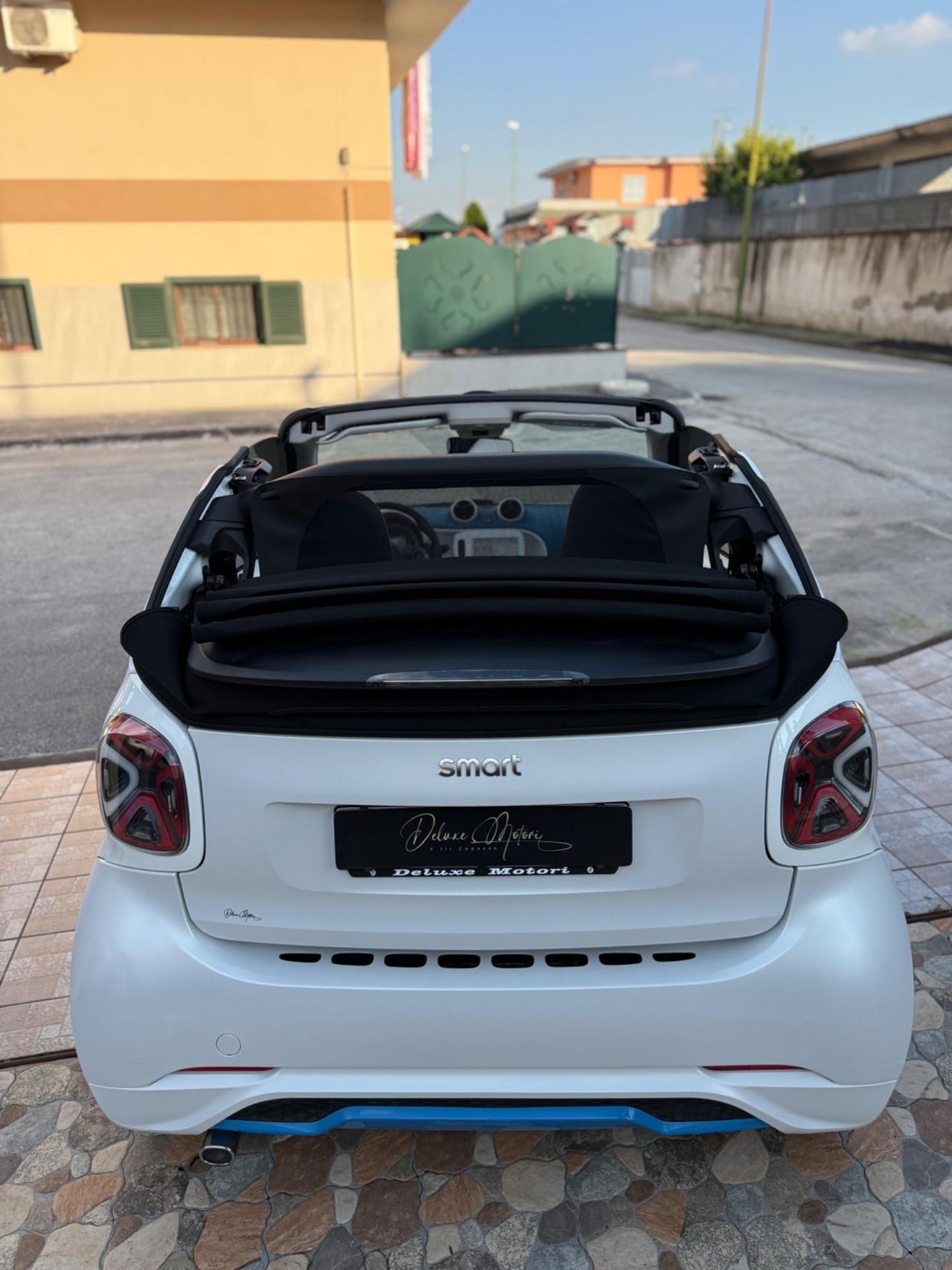 Smart ForTwo 90 0.9T twinamic cabrio Urbanrunner Proxy