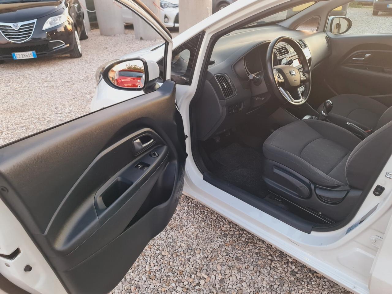 Kia Rio 1.1 CRDi 5p. Active