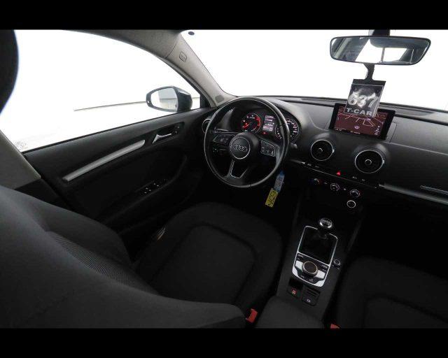 AUDI A3 SPB 1.6 TDI 116 CV Business