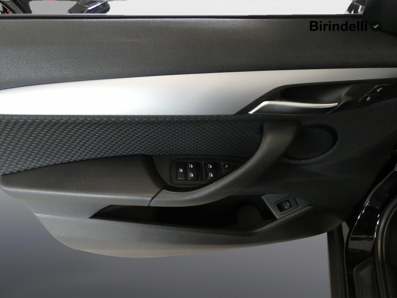 BMW X2 (F39) - X2 sDrive18d Business-X