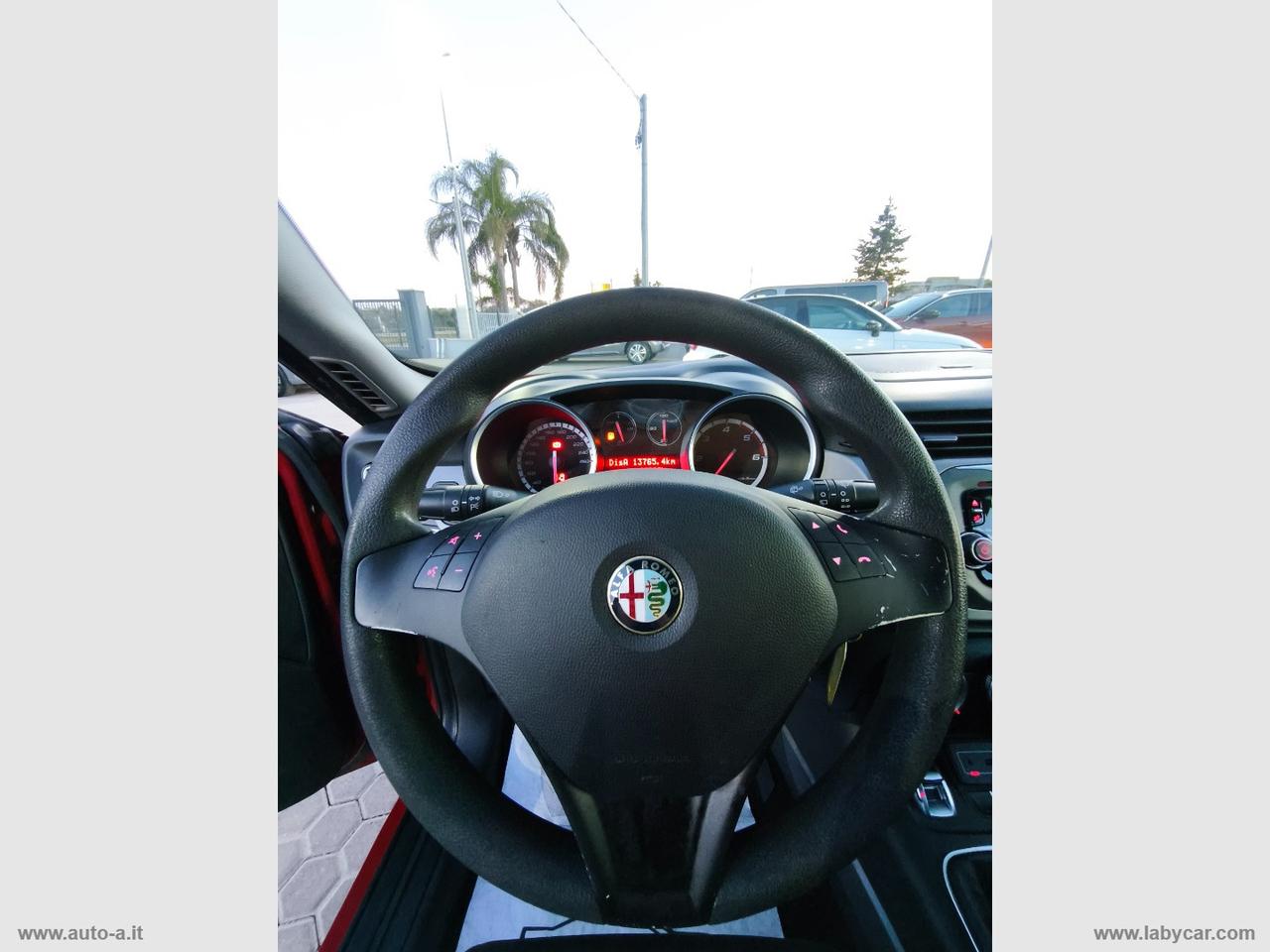 ALFA ROMEO Giulietta 1.6 JTDm-2 120 CV Distinctive