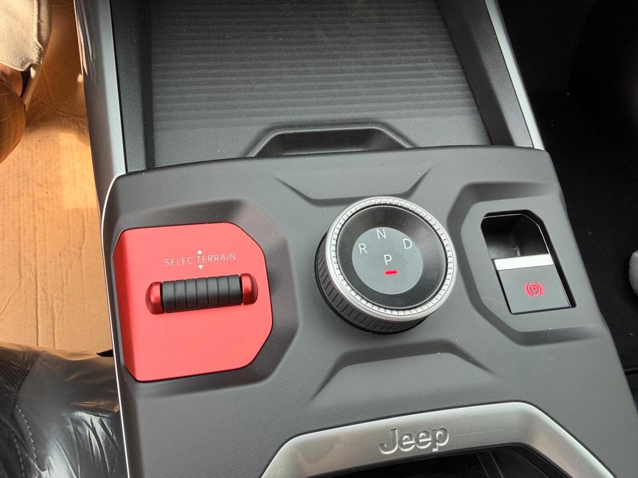 Jeep Compass 1.2 turbo e-hybrid mhev First Edition fwd 145cv edct6