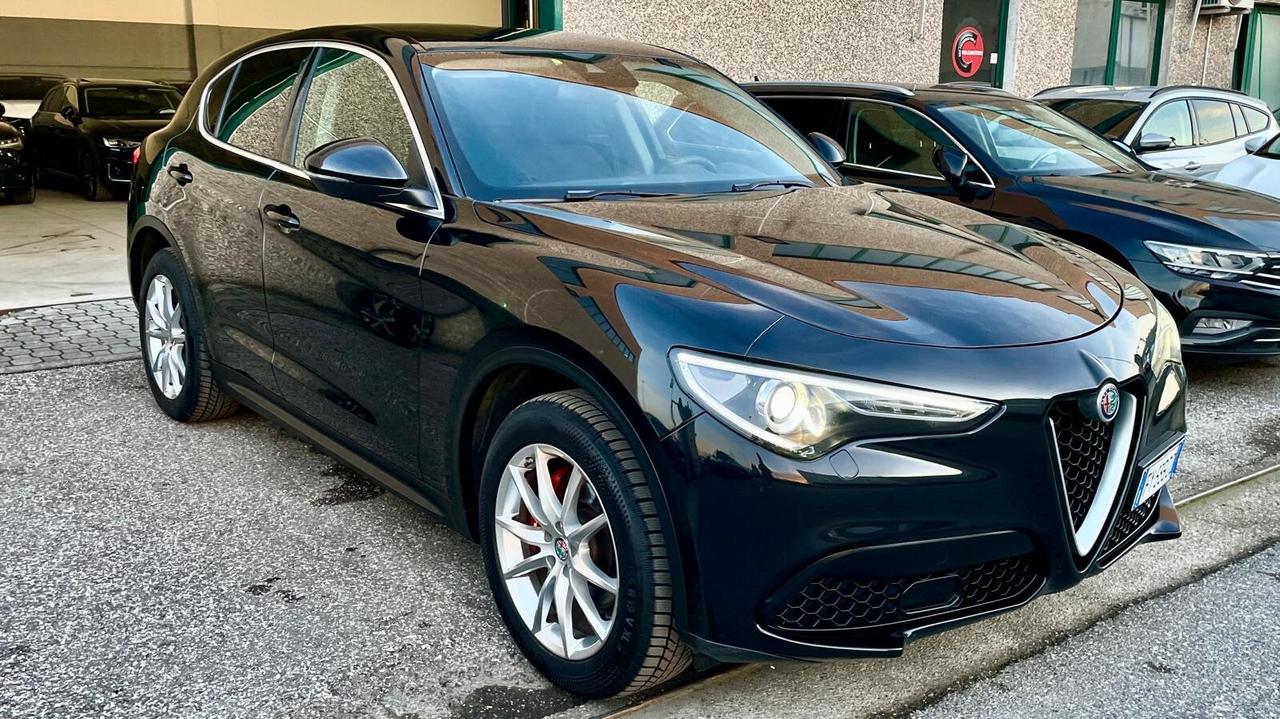 ALFA ROMEO STELVIO 2.2 TURBODIESEL AT8 Q4 190CV – LED, PORTELLONE ELETTRICO, CRUISE CONTROL
