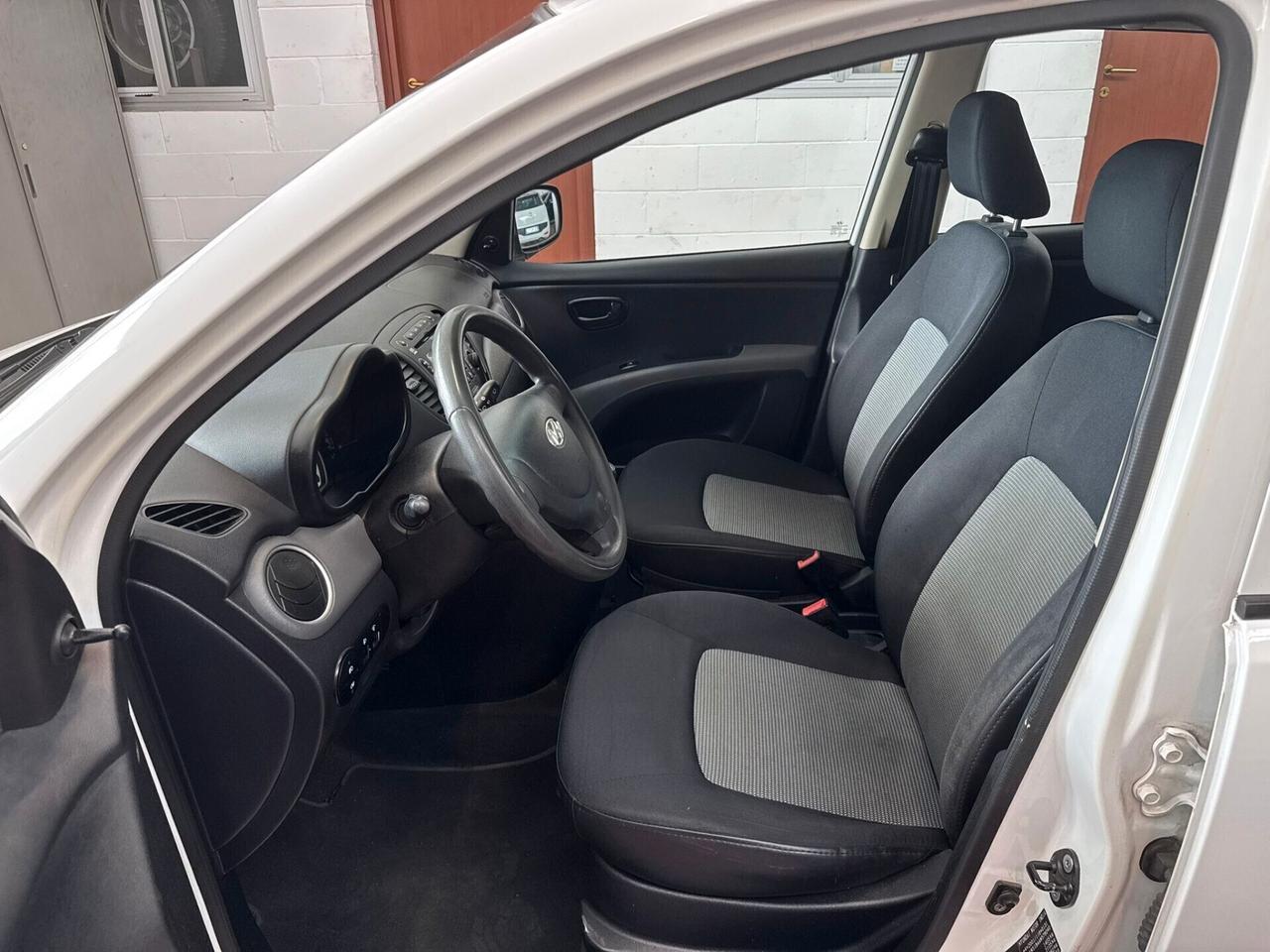 Hyundai i10 1.1 12V FIORUCCI SOFT TOP NEOPAT