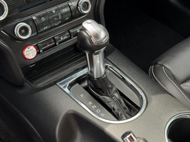 FORD Mustang Fastback 3.7 aut. *GPL*