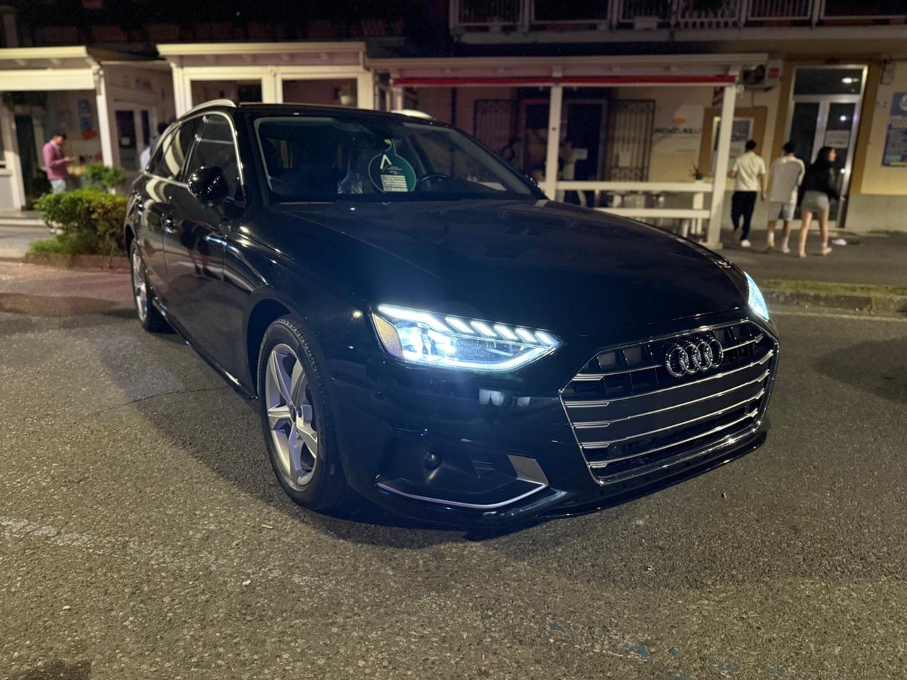 New AUDI A4 Avant “35 TDI” 2.0 163CV Diesel Hybrid Advanced