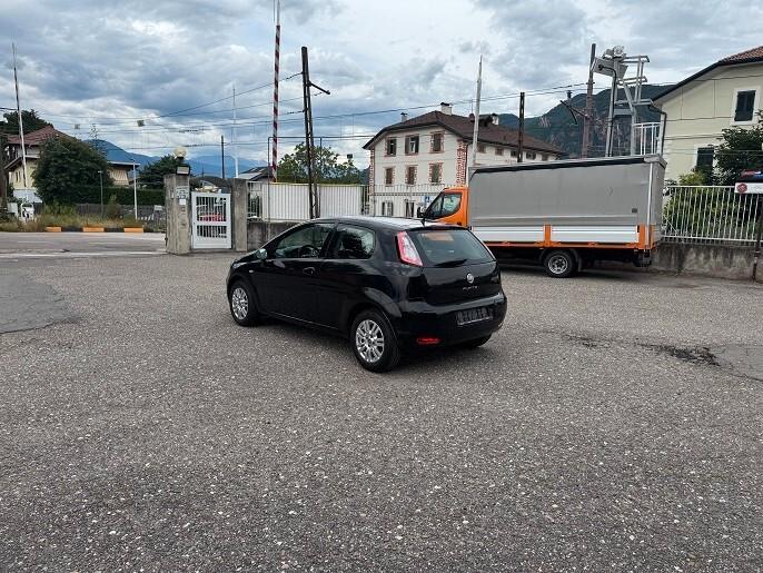 Fiat Punto Evo 1.4 5 porte S&S Blue&Me