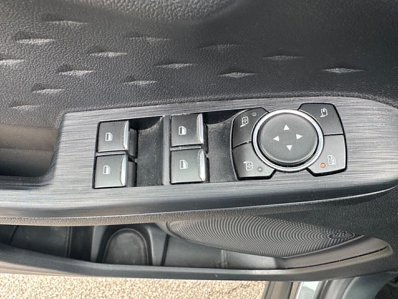 Ford Kuga PREZZO IVA ESPOSTA COMPRESA