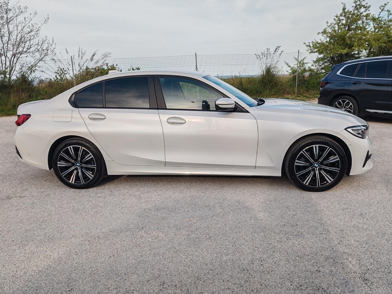 Bmw 320d xDrive 48v Business Advantage Aut.