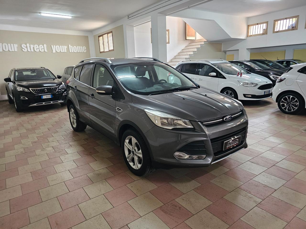 Ford Kuga 2.0 TDCI 140 CV 2WD Titanium
