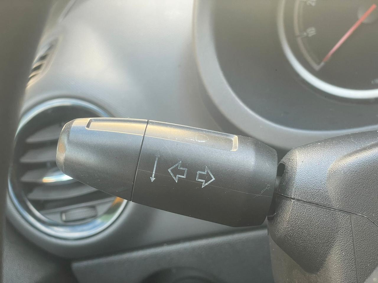 Opel Corsa 1.2 5 porte Cosmo