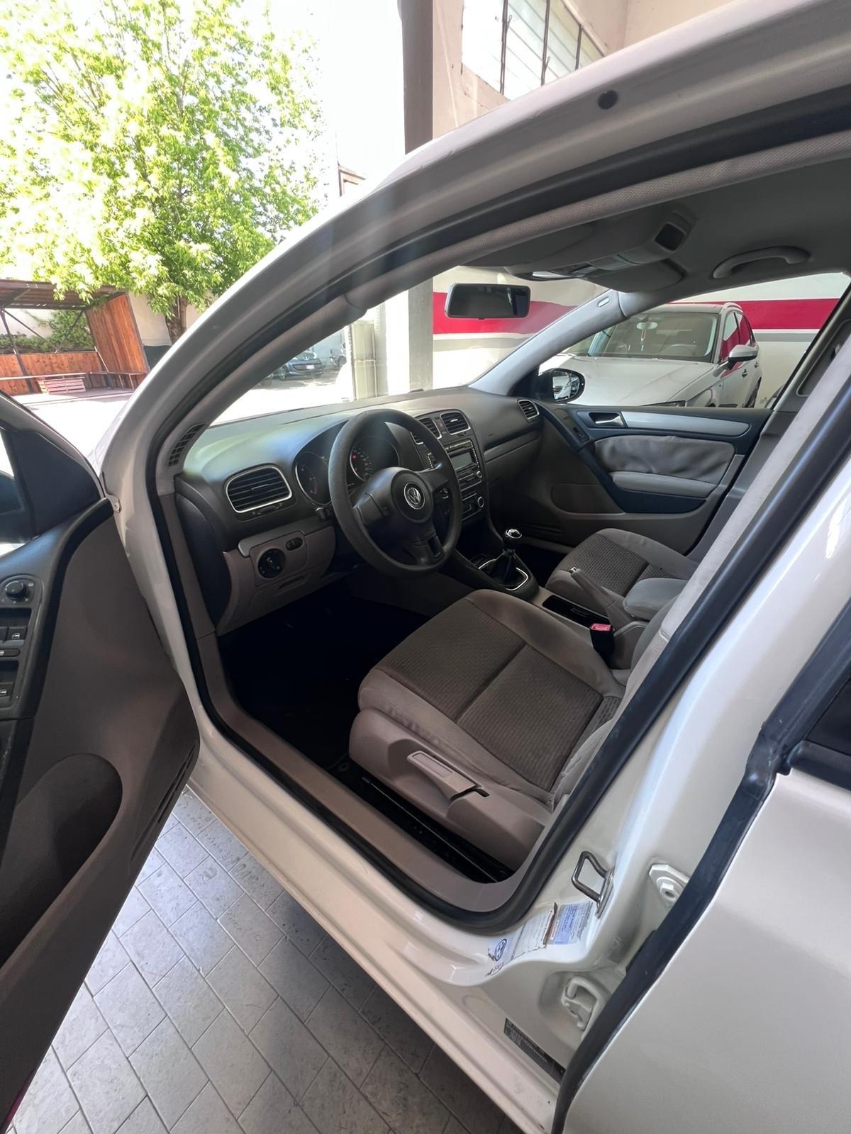 Volkswagen Golf Var. 2.0 TDI DPF Sportline