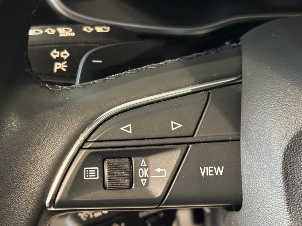 Audi Q3 35 2.0 tdi Advanced s-tronic Led Nav Cam Ap Con 18