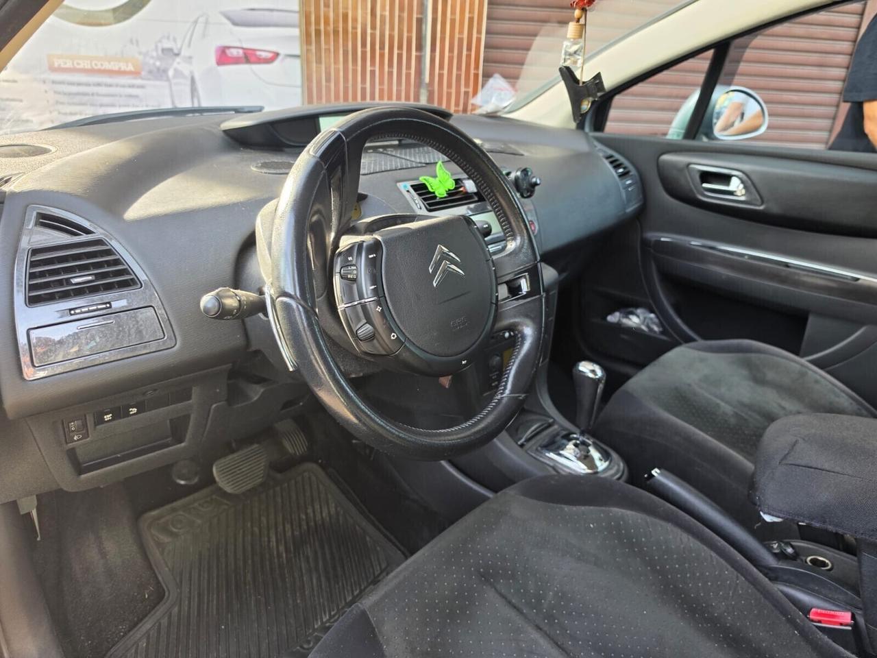 Citroen C4 1.6 HDi 110CV FAP Exclusive