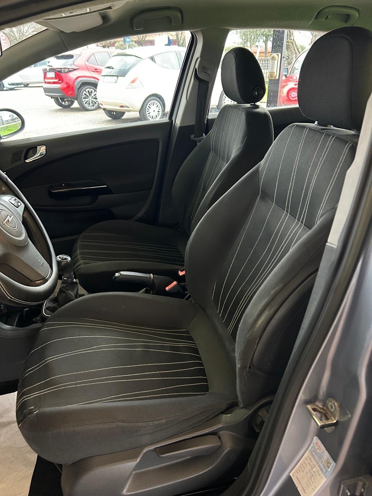 Opel Corsa 1.2 5 porte Enjoy GPL