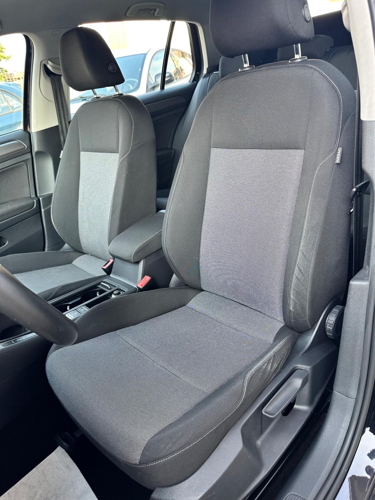 Volkswagen Golf 1.2TSI 85CV 5p - Uniproprietario