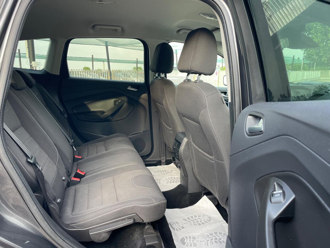 Ford Kuga 1.5 TDCI 120 CV S&S 2WD Plus