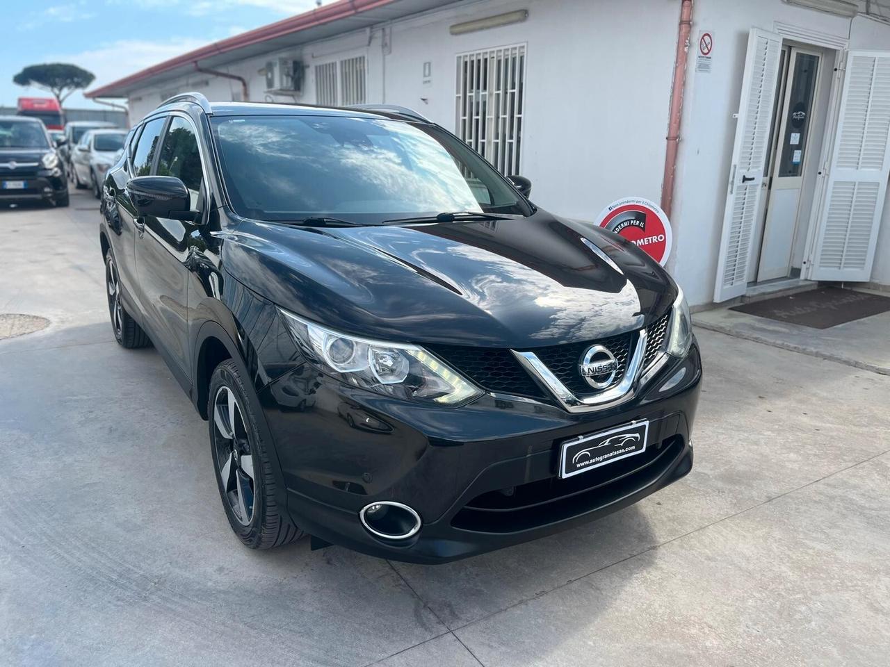 Nissan Qashqai 1.6 dCi 130cv Tekna / Tetto Navi 360