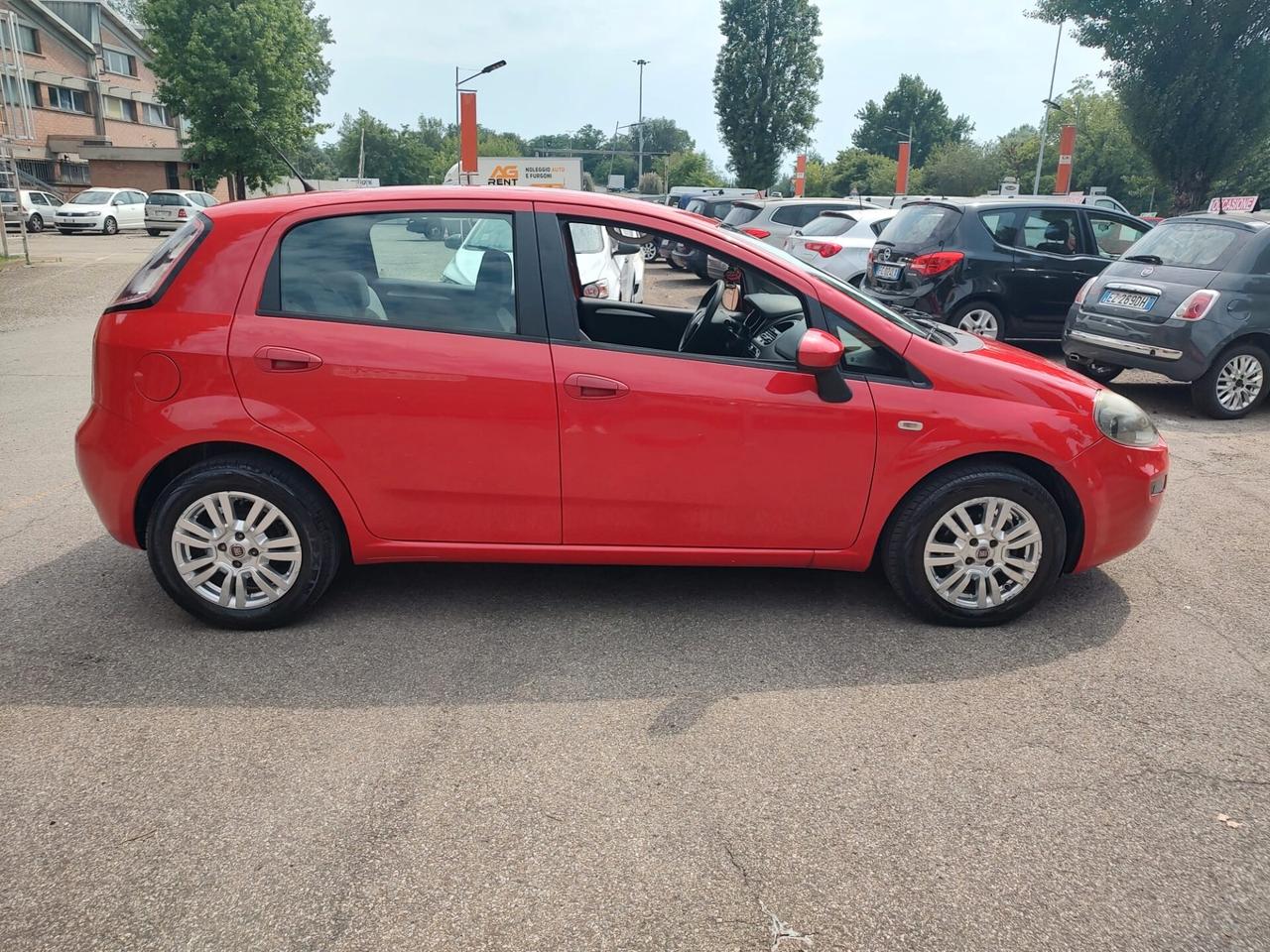 Fiat Punto 1.2 8V 5 porte Easy, EURO 5B, LEGGERMENTE GRANDINATA, OK NEOPATENTATI, GARANZIA L.12 MESI