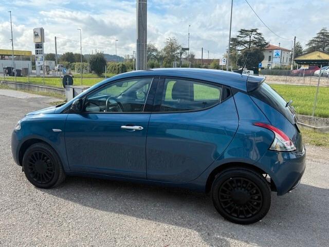 Lancia Ypsilon x neopatentati