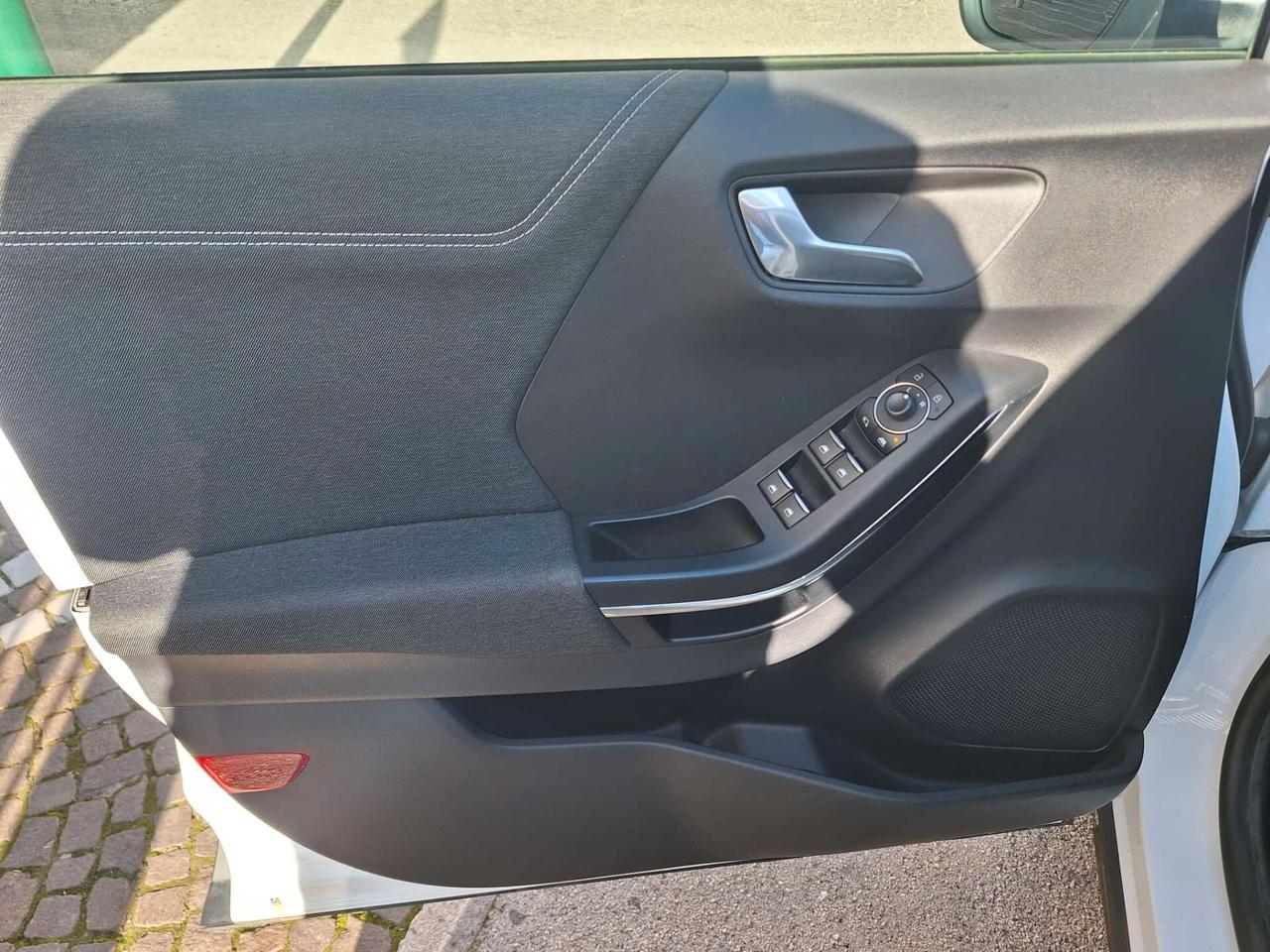 Ford Puma 1.0 EcoBoost Hybrid 125 CV S&S Titanium Design