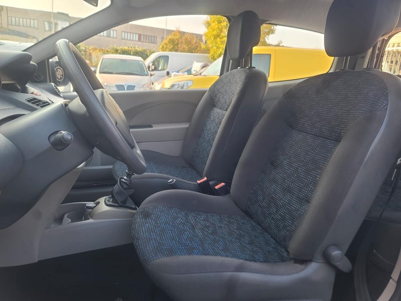 Renault Twingo 1.2 BENZ SOLO 40.000 KM