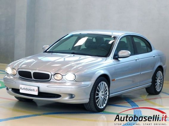 JAGUAR X-Type X-TYPE 2.5 V6 24V 4X4 CAT SPORT PELLE XENO