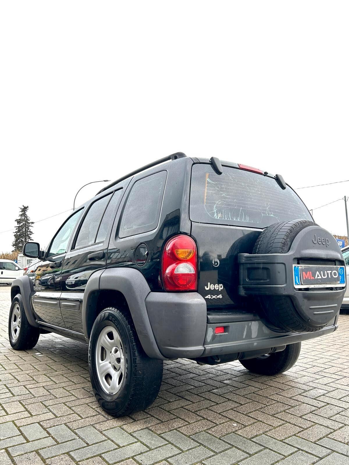 Jeep Cherokee 2.8 CRD Sport