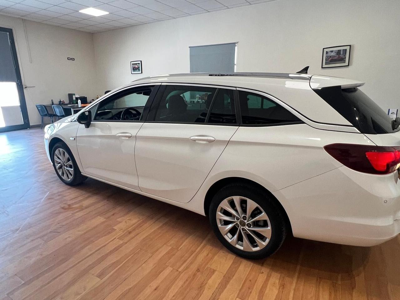 Opel Astra 1.4 Turbo 110CV EcoM Sports Tourer Dynamic