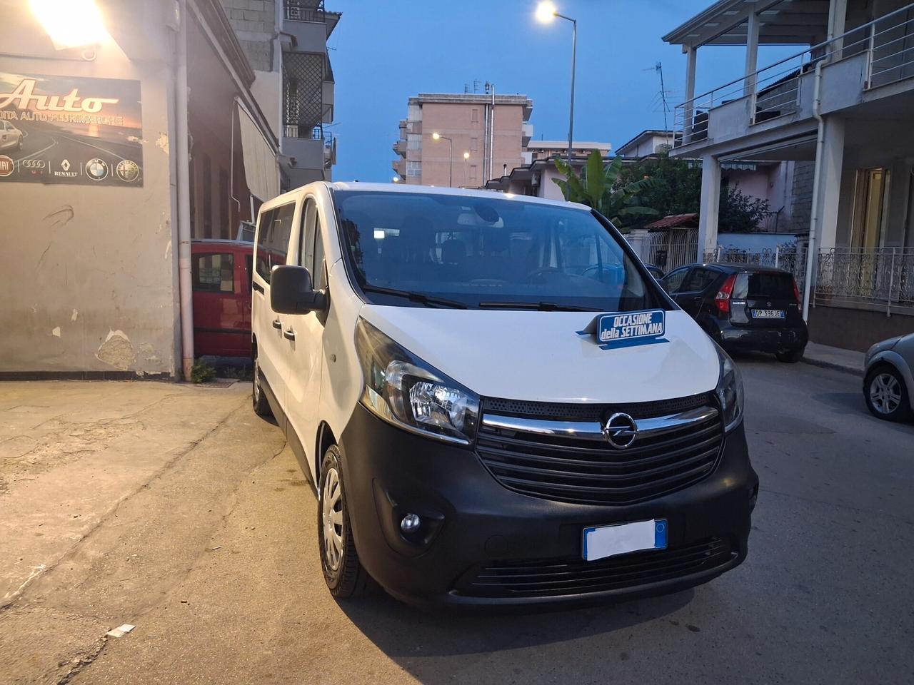 Opel Vivaro 29 1.6 CDTI 120CV 9 posti 2019 Gancio