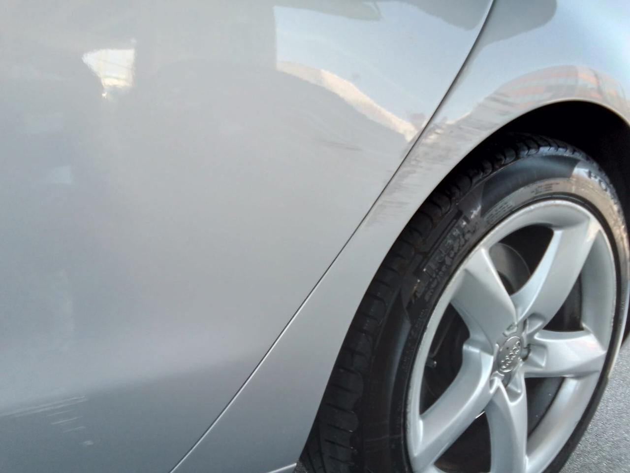 Audi A8 4.2 V8 FSI quattro tiptronic