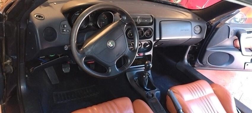 Alfa Romeo Spider 3000 v6