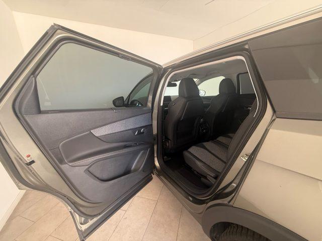 PEUGEOT 5008 BlueHDi 120 S&S EAT6 GT Line
