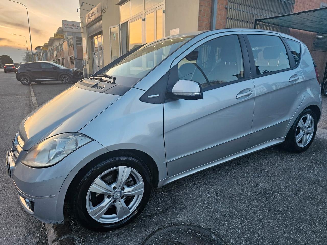 Mercedes-benz A 180 CDI 110cv Avantgarde*Pelle*Cerchi*Neop*
