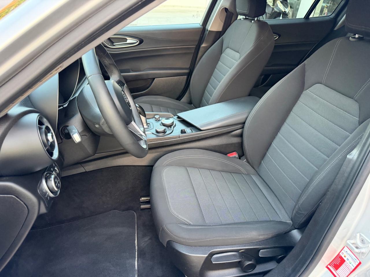 Alfa Romeo Giulia 2.2 Turbodiesel 150 CV AT8 Business