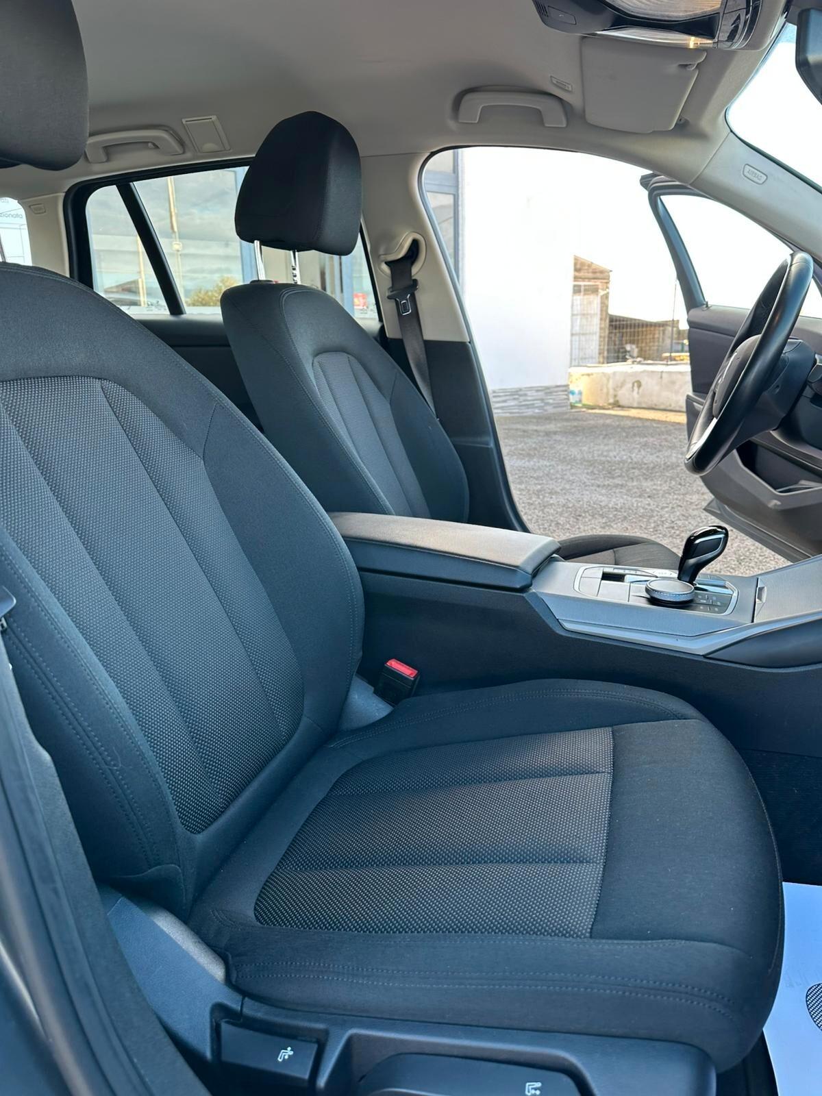 Bmw 318d 48V Touring Sport