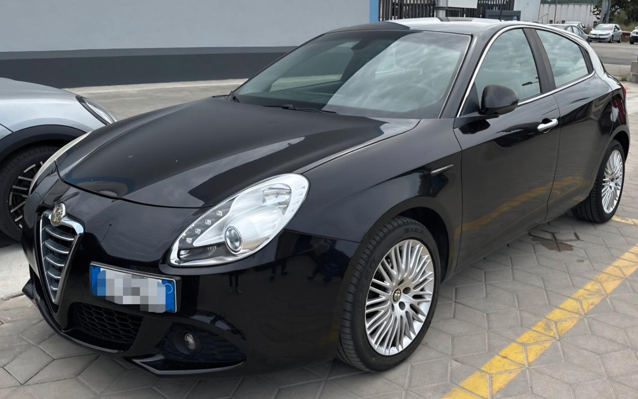Alfa Romeo Giulietta 1.6 JTDm-2 105 CV Distinctive