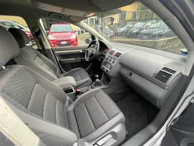 VOLKSWAGEN Touran 2.0 Highline Ecofuel 7 posti