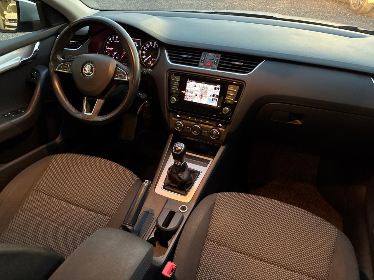 Skoda Octavia 1.6 TDI 105 CV Wagon Ambition