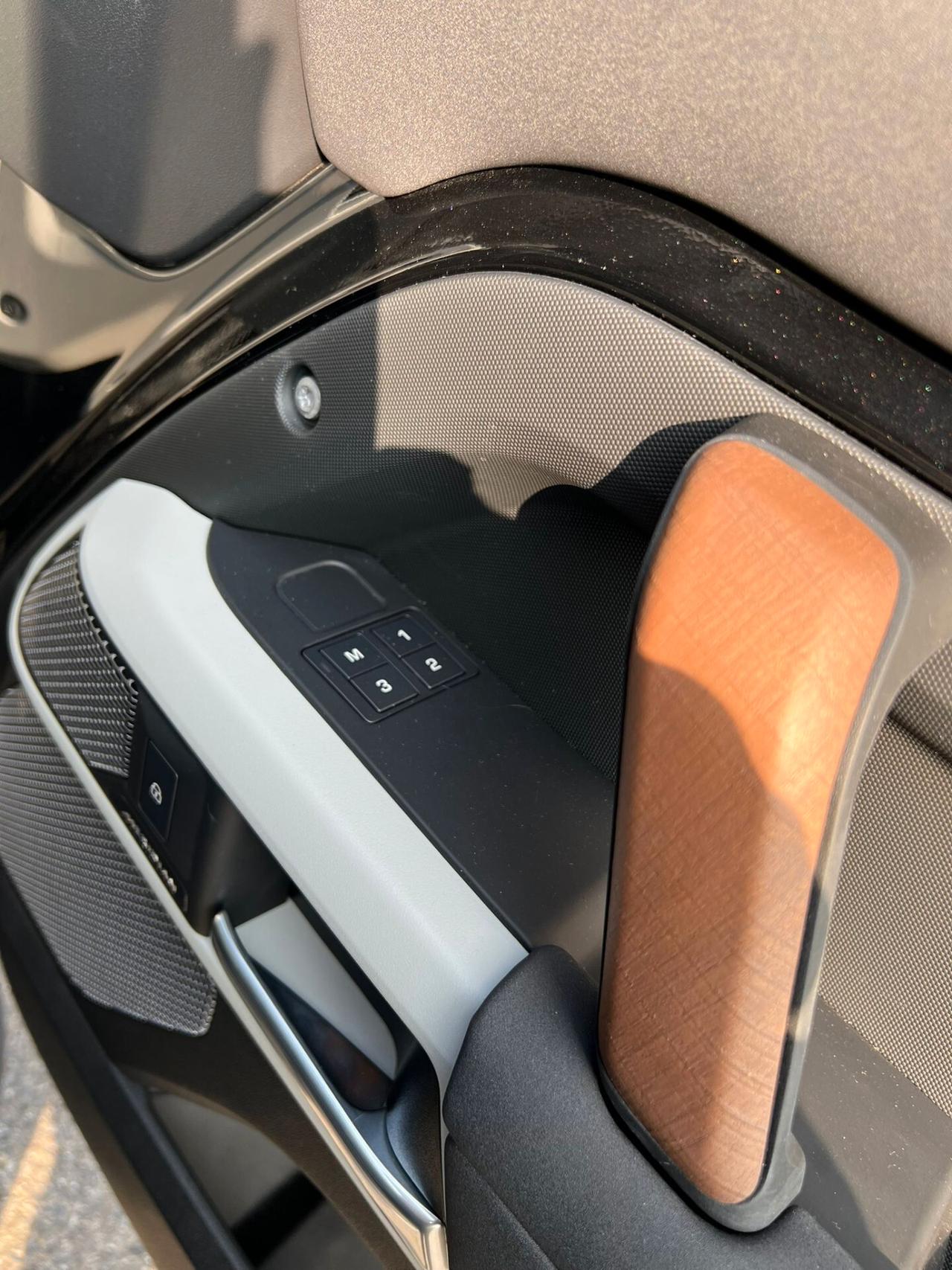 Land Rover Defender 90 3.0D I6 250 CV AWD Auto SE