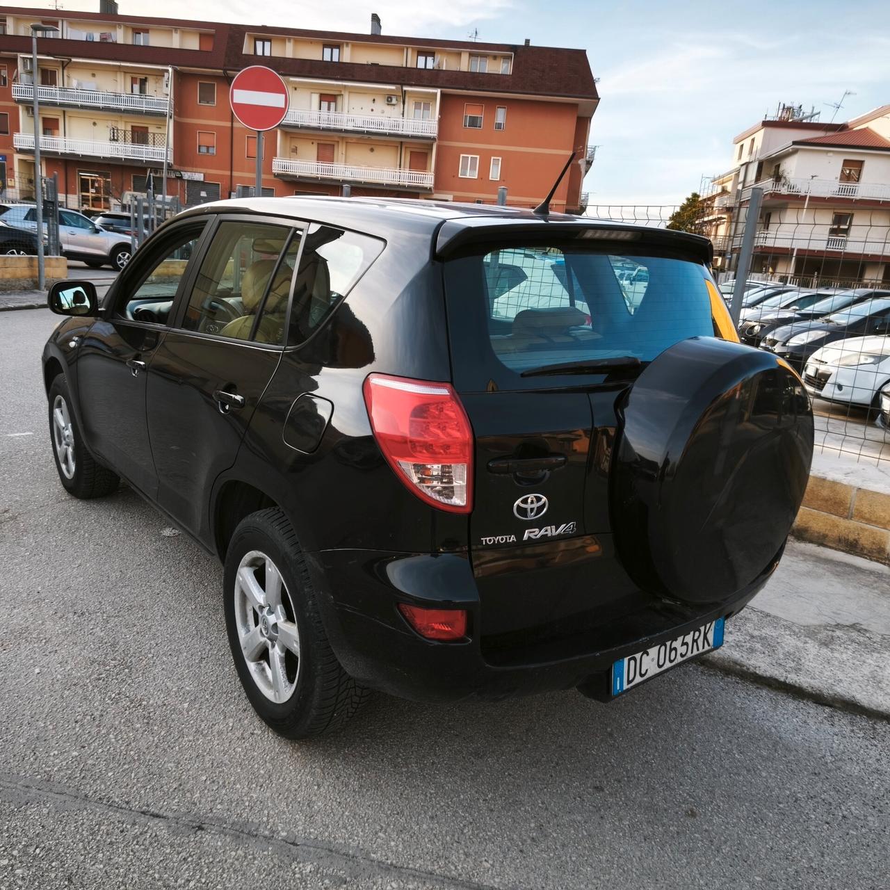 Toyota RAV 4 RAV4 2.2 D-4D 136 CV